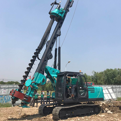 Hydraulischer statischer CFA-Stapel-Fahrer Crawler 16m Meter 150kN.M Rotary Drilling Rig Machine