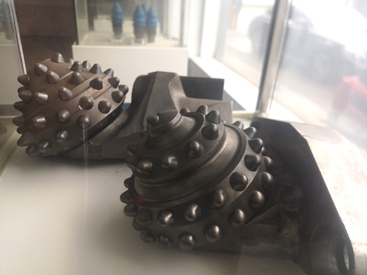 Fabrikpreis Großhandel Bohrstücke Kegel Tci Hard Rock Drills Api Standard Roller Cone Bit für Kernfässer