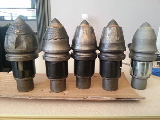 Schmiedeverarbeitung Kugelzähne Bohrgerät mit Legierkopf Größe 9-30 mm und Modell B47K22 für Drehbohrungen